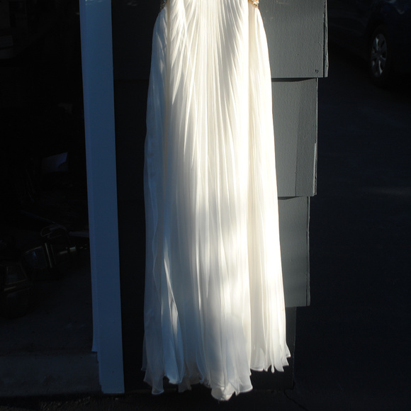 White and Gold Prom Dress still in plastic - Picture 4 of 7